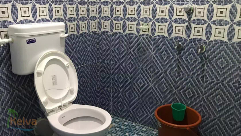 hotel-shagun-toilet